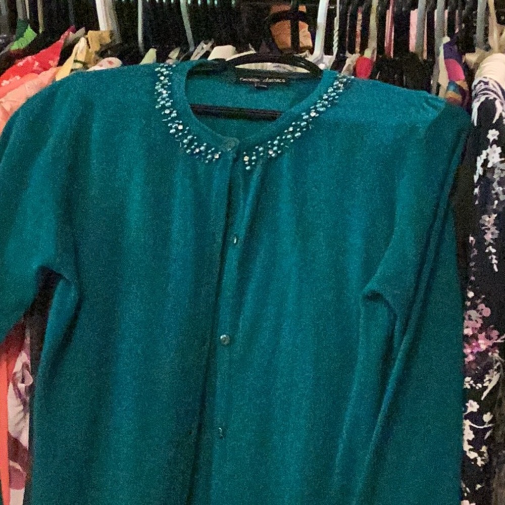 George Sweater - Picture 2 of 3